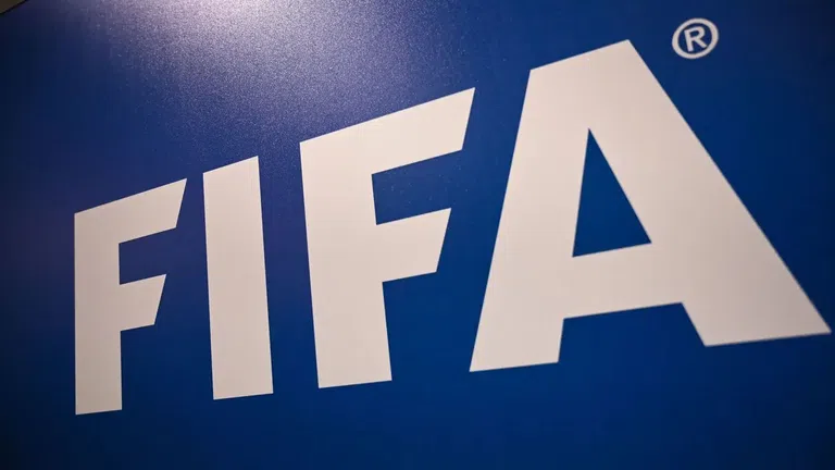 Международната футболна асоциация ФИФА най вероятно ще накаже сурово федерацията на