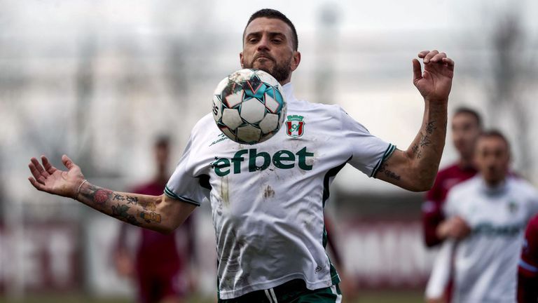 Янтра се разделя с Иван Петков 37 годишният нападател приема ново