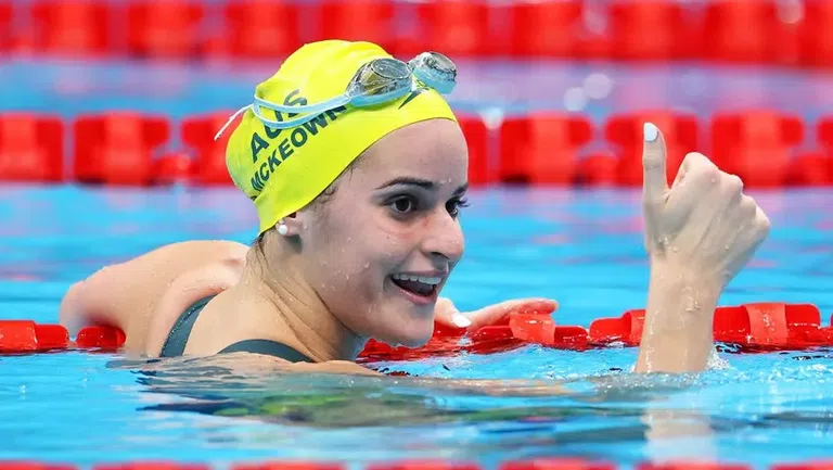 Австралийката Кейли Маккюън която има три златни медала от Олимпийски
