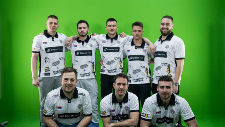 Сезон 44 на ESEA Advanced е в разгара си В