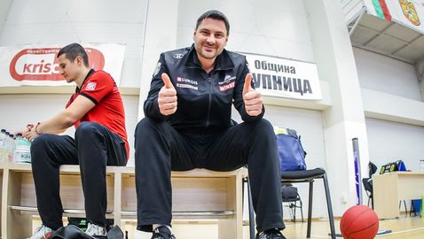 Атанас Петров: Ако искаме да направим нещо голямо, трябва да бием всички