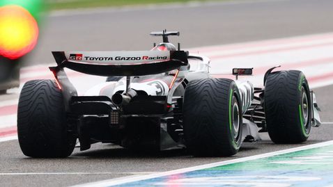 Сезонът във Формула 1 стартира на дъжд?