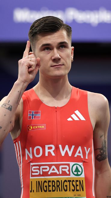 Коледно настроение в семейството на Якоб Ингебригтсен