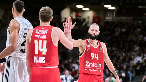  Везенков не стопира да написа история 