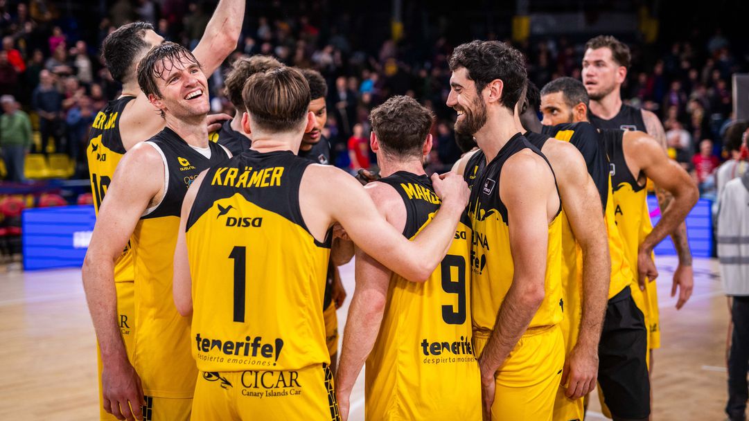 Костадинов и компания сразиха Барселона