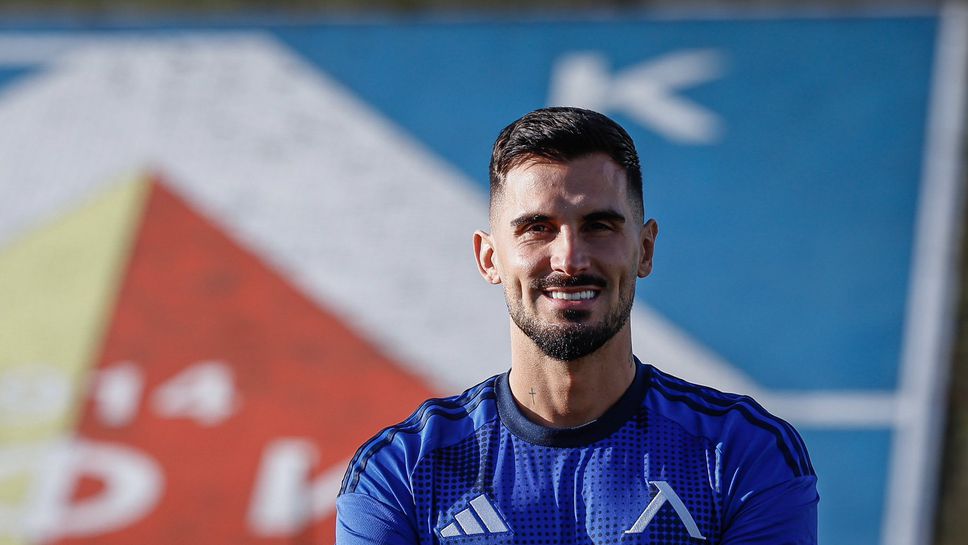 Официално: Марко Дуганджич подписа договор с Левски