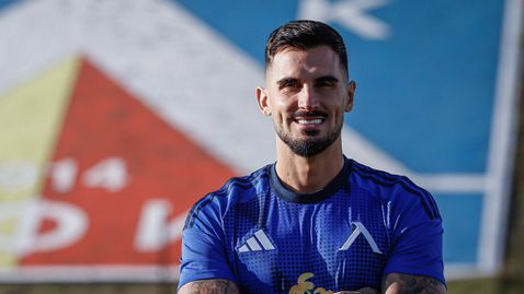 Официално: Марко Дуганджич подписа договор с Левски