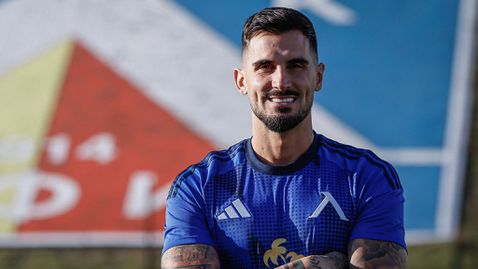 Официално: Марко Дуганджич подписа договор с Левски