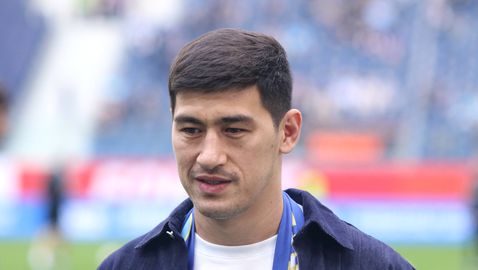 Бивол се разбра за дългоочакван двубой на галата на Усик и Верхувен