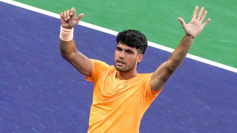 Алкарас потрепери сет, но направи обрат срещу французин