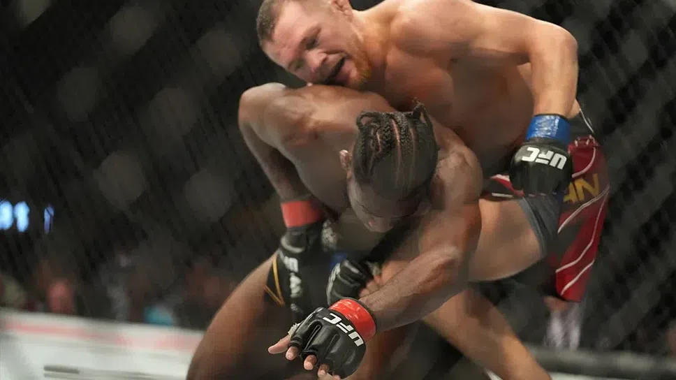 Алджамейн Стърлинг победи Пьотър Ян в равностоен двубой на UFC 273 🥊