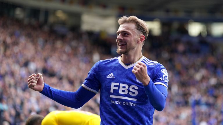 победих с 2 1 на Кинг Пауър Стейдиъм в двубой от