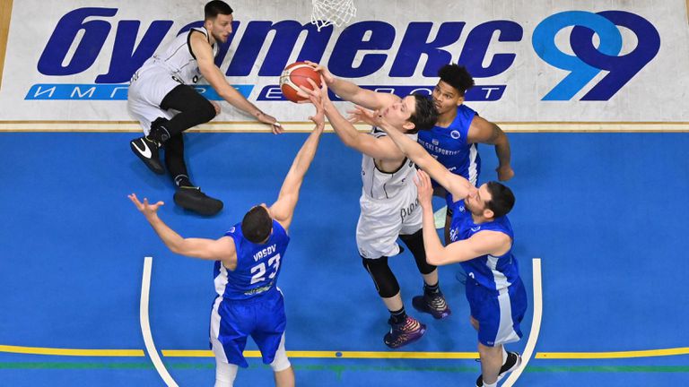 Академик Пловдив победи Рилски спортист с 87 83 в мач