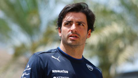  Сайнц нападна ФИА поради 