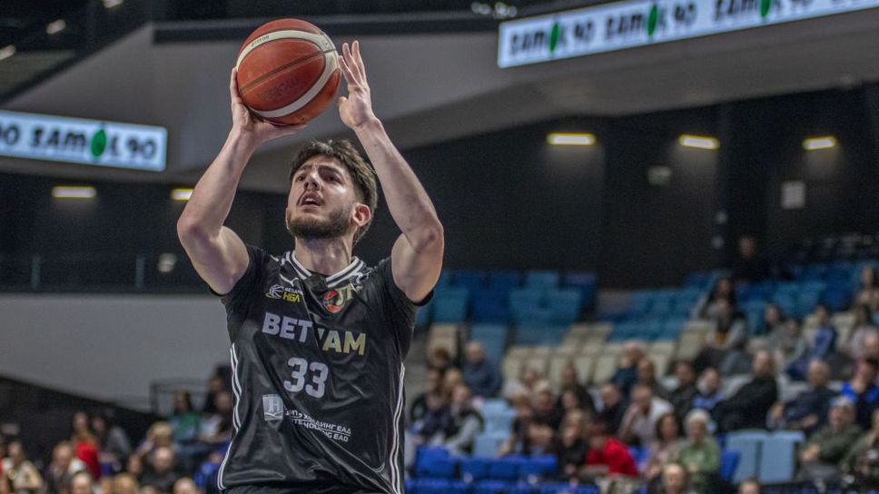 Локомотив спечели баскетболното дерби на Пловдив