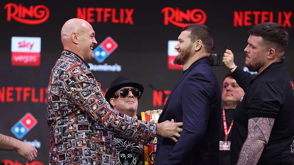 Фюри преди двубоя в събота: Жал ми е за Махмудов