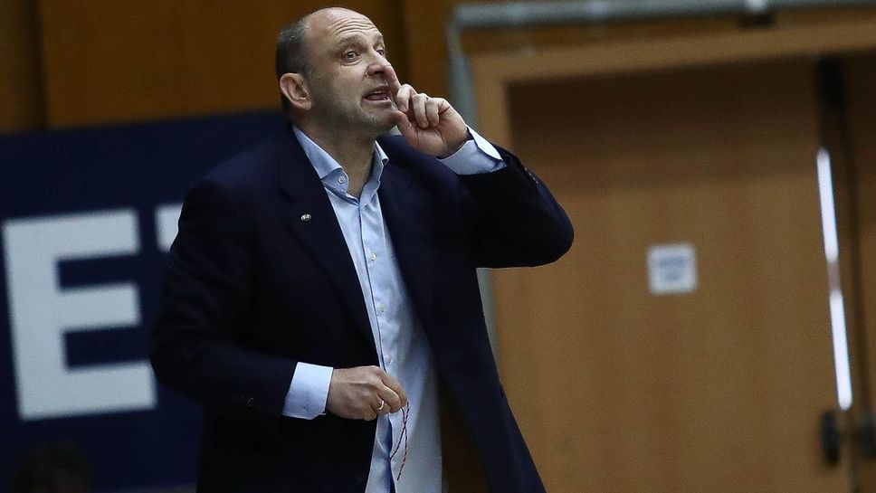 Тити Папазов: Човек не трябва да прави компромис с честта си