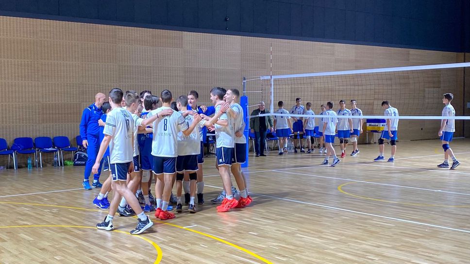 Левски София се класира на финали след 9:0 у дома