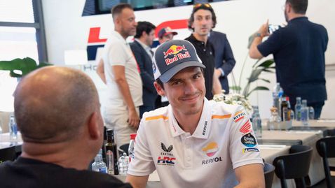  Жоан Мир е водачът с най-вече рухвания този сезон 