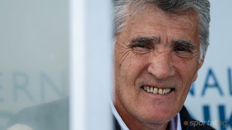 Ратко Достанич вече не е старши треньор на Локо (София), чака се назначението на Генчев