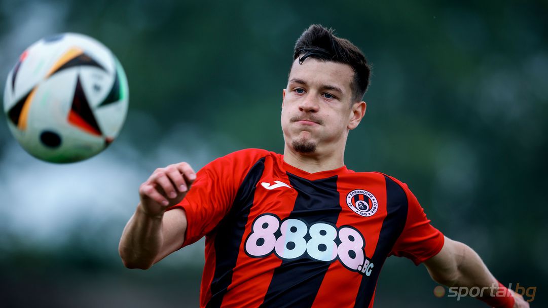 Септември иска да привлече Патрик-Габриел Галчев от Левски