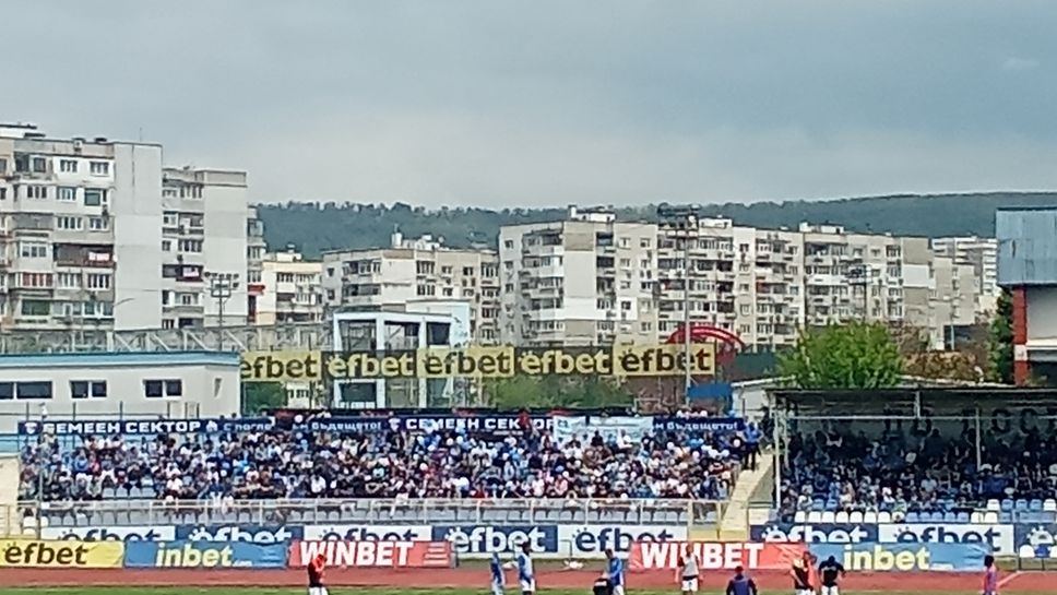 Футболът сближава хората