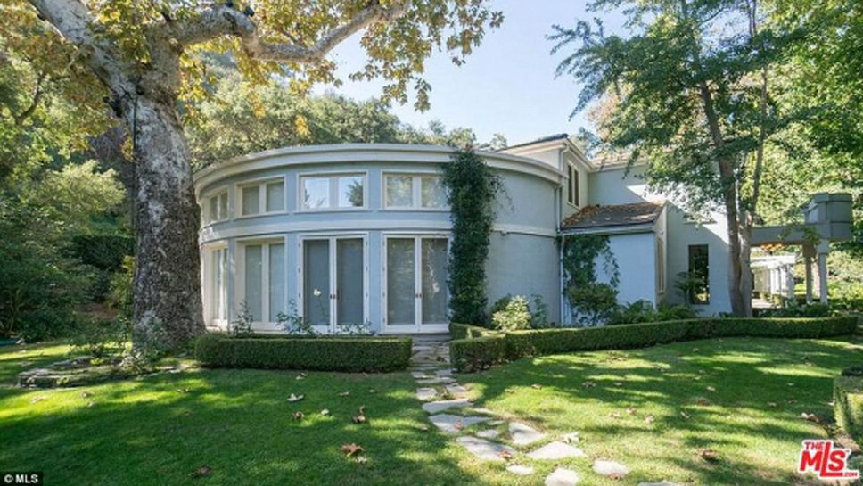 Поглед отвътре: Къщата, която Серина Уилямс продава за 10 млн. долара