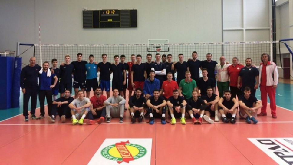 Волейболистите на България U20 с четири победи над Румъния