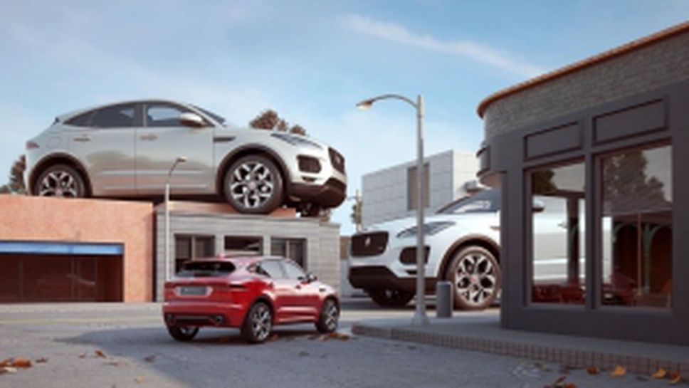 Един сюрреалистичен Jaguar E-Pace