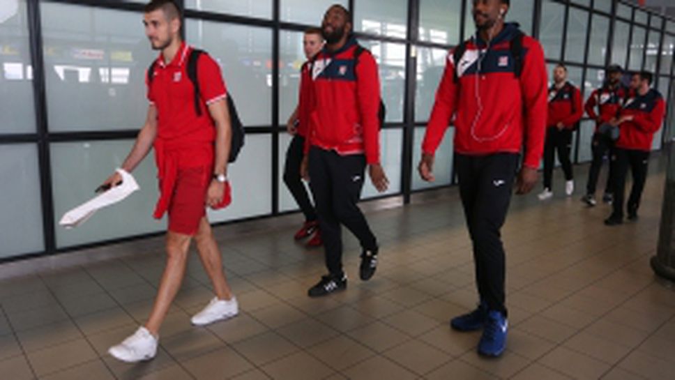 Баскетболистите на Лукойл Академик се прибраха от Португалия