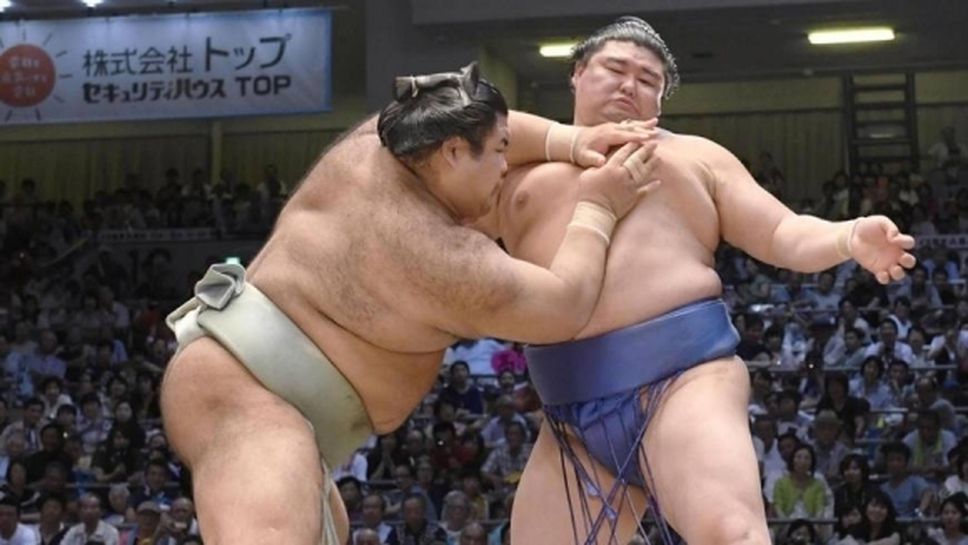 Аоияма с пета поредна победа на Майския турнир по сумо в Токио