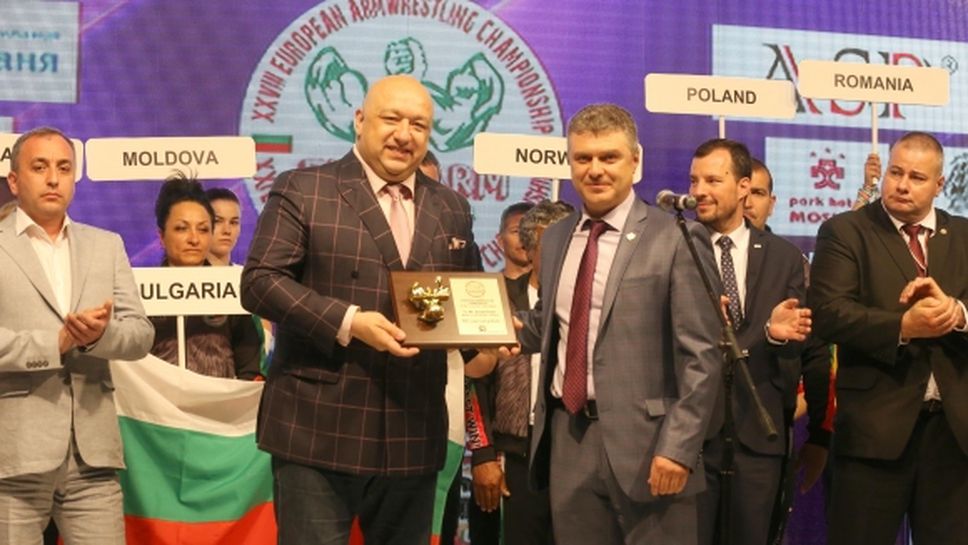 Министър Кралев откри Европейското първенство по канадска борба в София