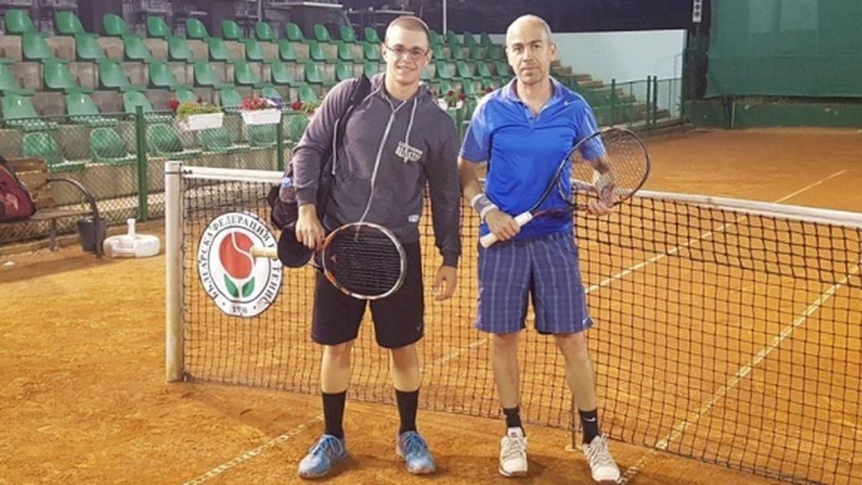 Ветеран срещу младок във финала на Петия вечерен турнир на Интерактив тенис
