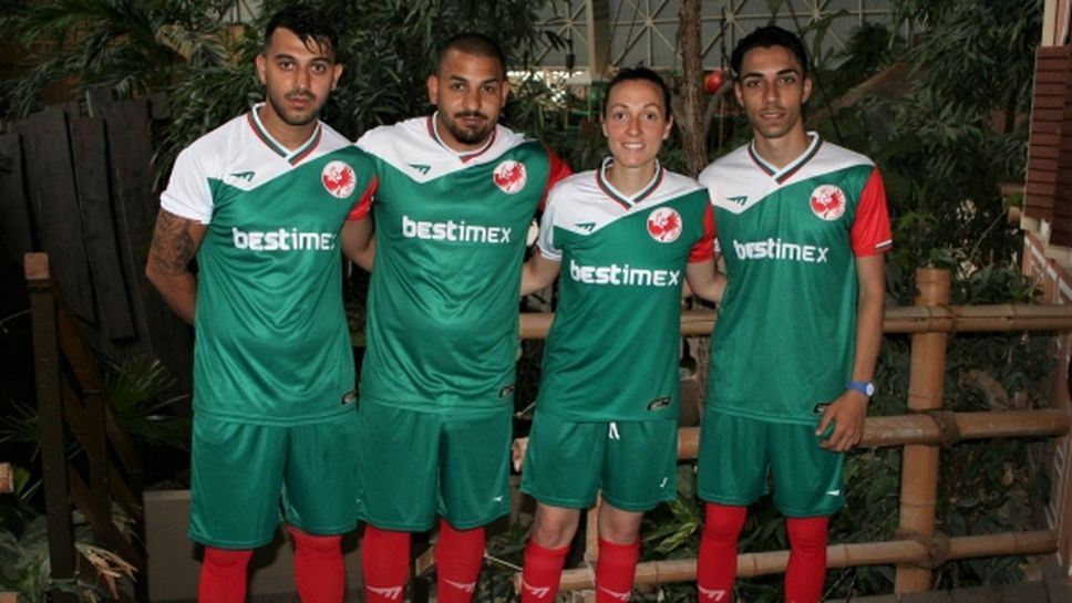 България започва участието си на европейското по стрийт футбол