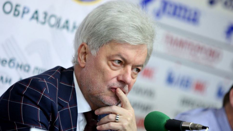 Вальо Михов разясни въпросa с базите на ЦСКА
