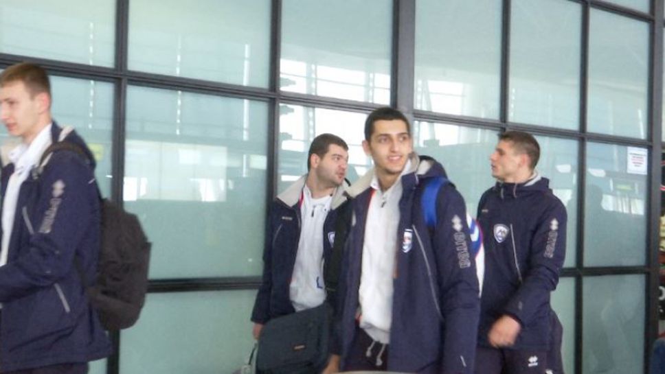 Левски се прибра в България след победата над Грьонинген