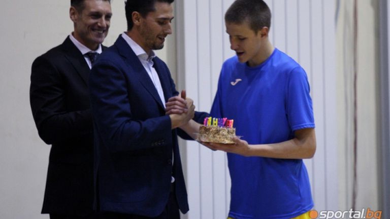 Иван Алипиев в "Идеалната петица" на европейското по баскетбол