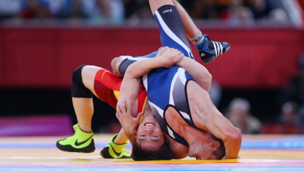 Удар по борбата - Ангелов и Абдеслам аут за световното