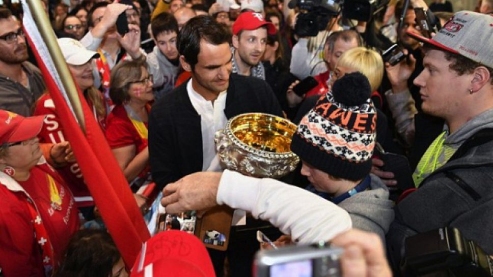 Федерер посрещнат като герой в Швейцария