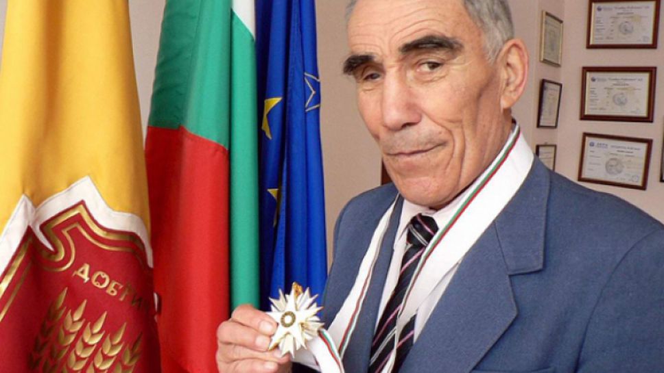 България се сбогува с първия си олимпийски медалист