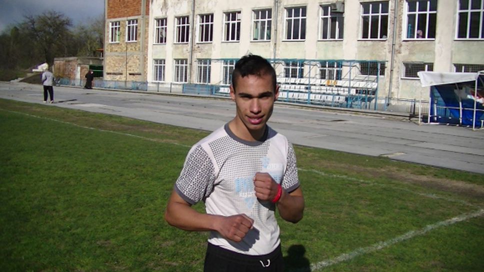 Успешен старт на българските боксьори във Войводина
