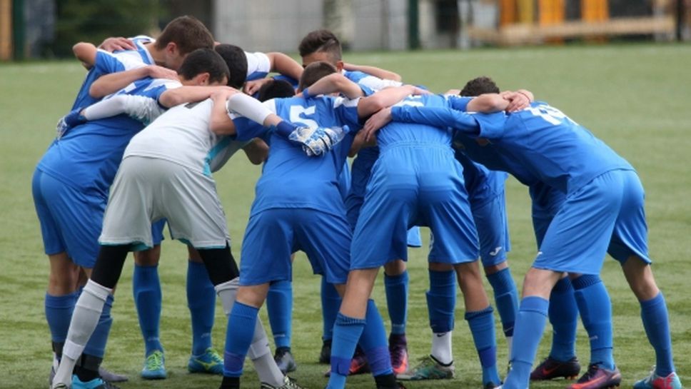 Осем формации в ДЮШ на Спартак (Пл), Бърканичков набира още деца