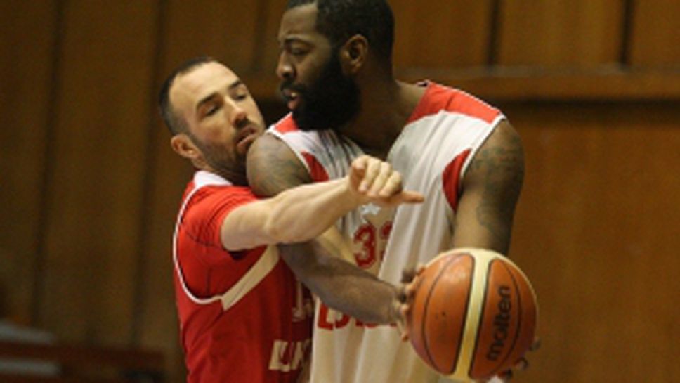 Тренировка на Лукойл Академик