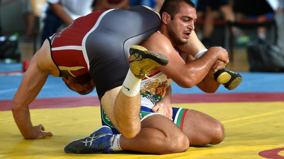 Мишо Ганев не се предаде до последната секунда и се класира за битката за бронза