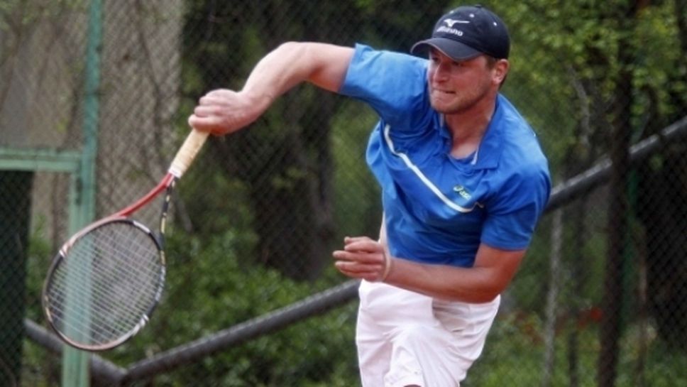 Младенов детронира Грозданов на 1/4-финалите на Държавното по тенис