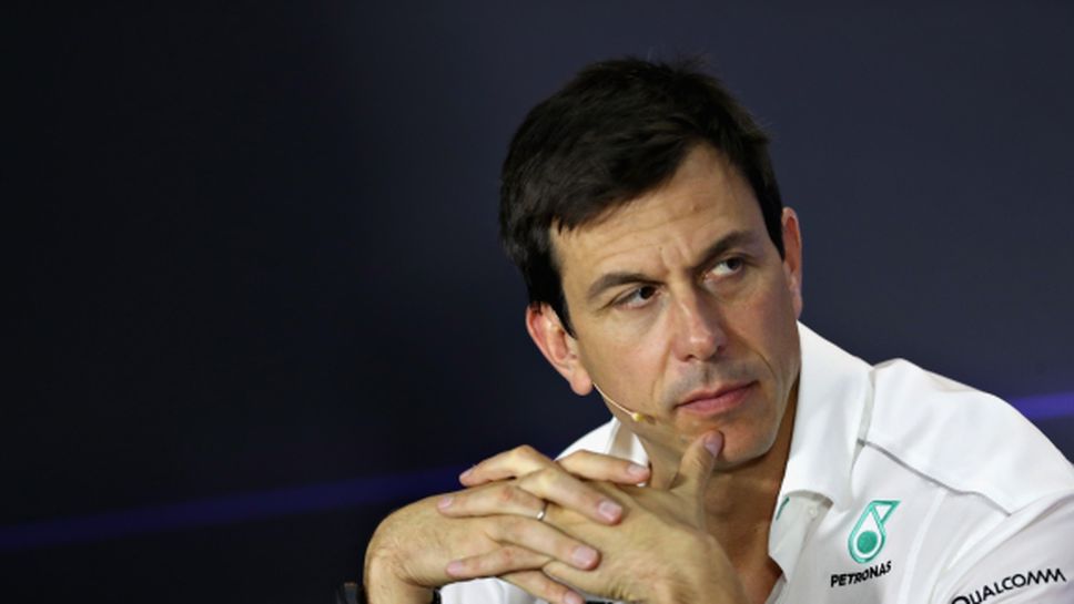 Волф не е доволен от прогнозата за времето във Ф1