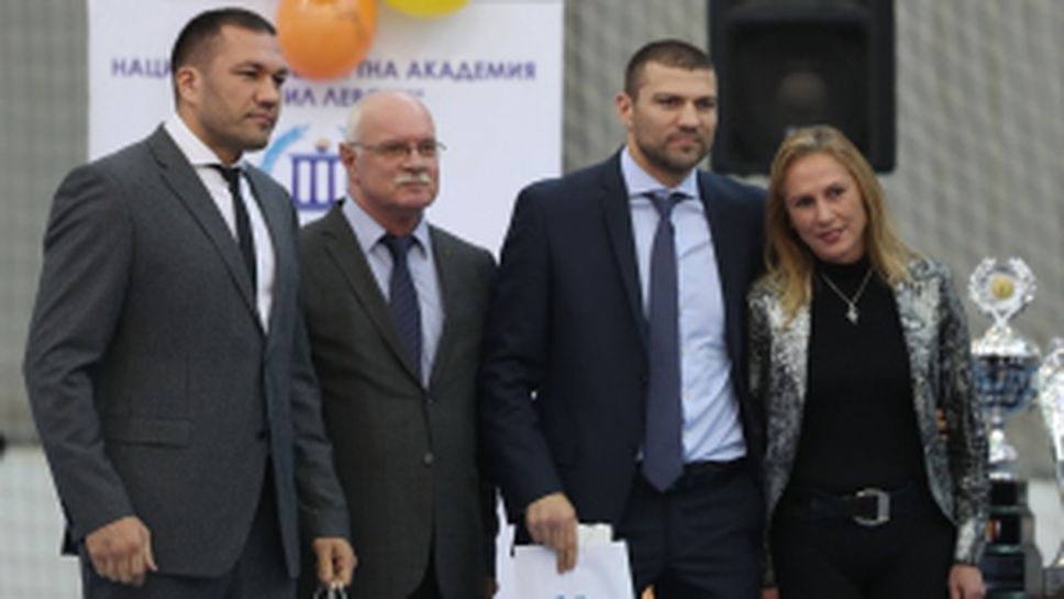 НСА "Васил Левски" награди най-добрите спортисти за 2016