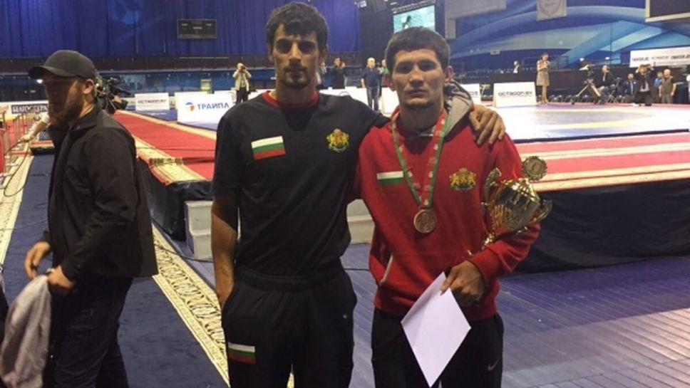 Дагестанецът Умарпашаев с бронз при дебюта си за България