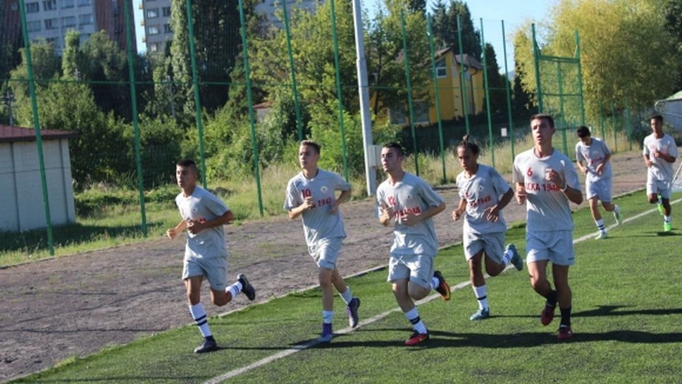 ЦСКА 1948 размазва с 18:0, но и яде бой от Левски Раковски