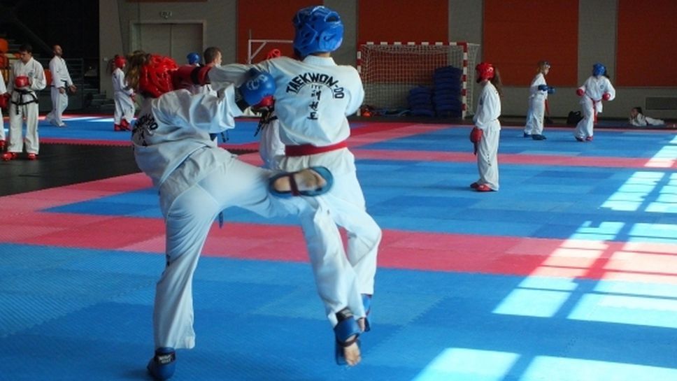 Националите се прибират утре в София